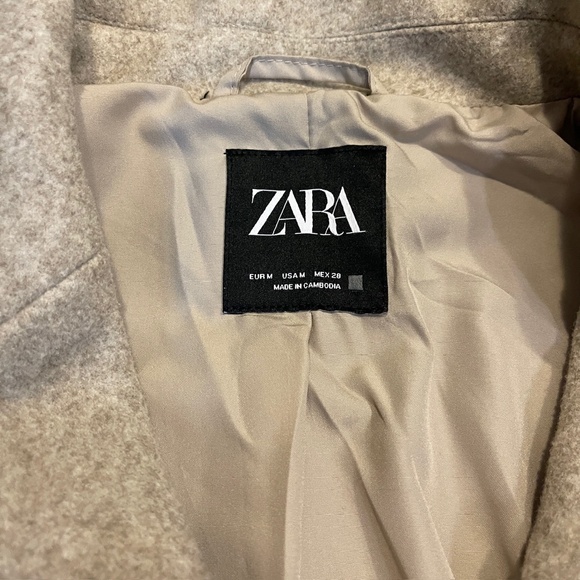 ZARA WOMAN SS25 BEIGE SOFT OVERSIZED COAT MEDIUM 3046/299/450 like new - Picture 4 of 11